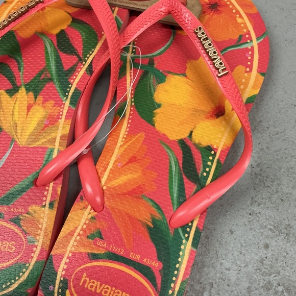 NWT Havaianas Slim Flip Flops Tropical Coral with Gold Metallic Logo on Strap - Picture 7 of 9